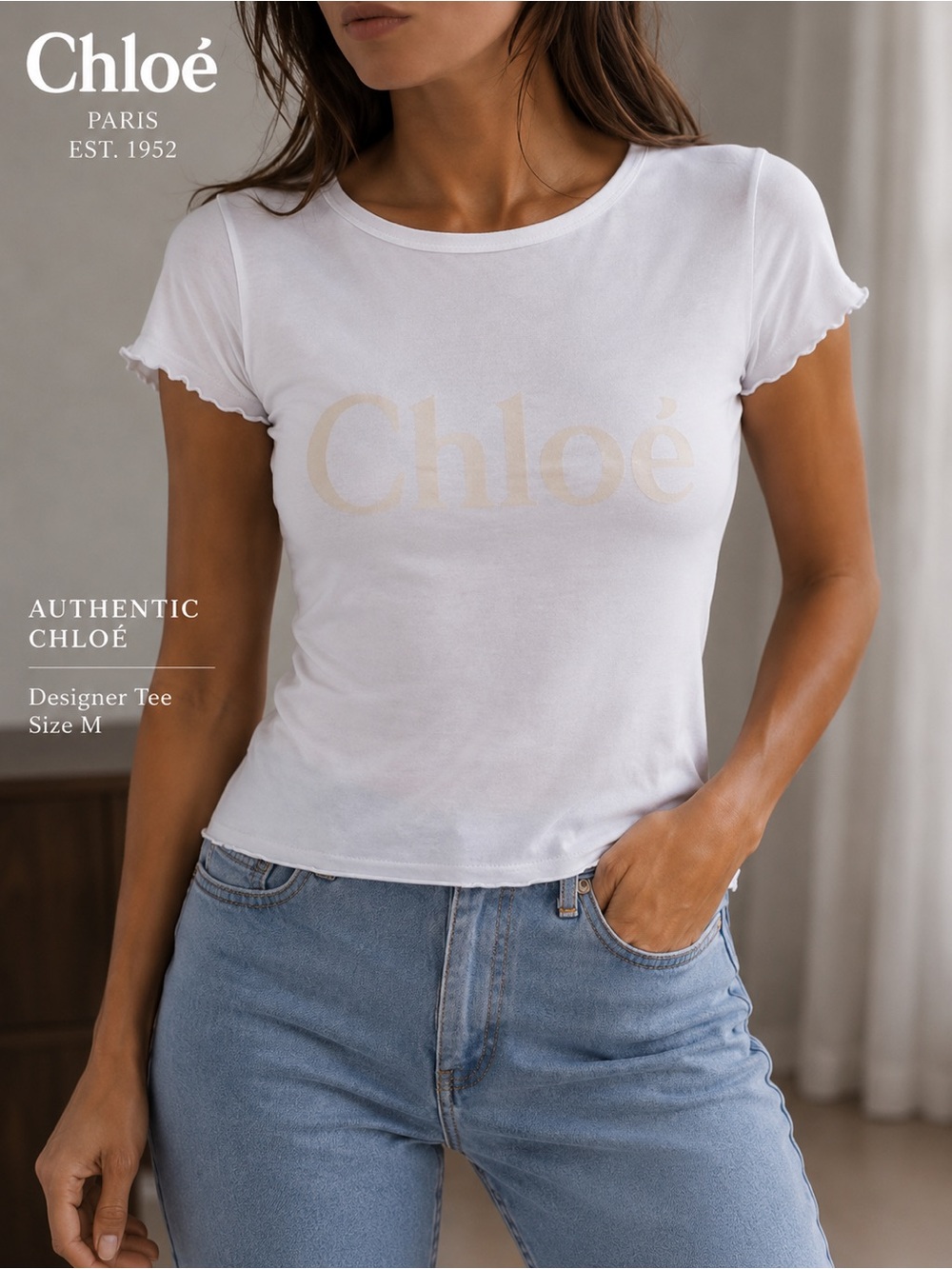 🇫🇷 Authentic Chloé White Logo Short-Sleeve Tee- size M